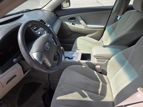 Beige 2009 Toyota Camry CE