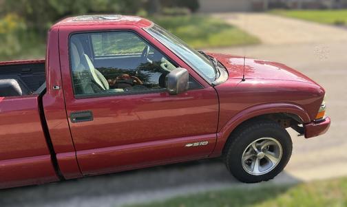 Red 2002 Chevrolet S-10 LS