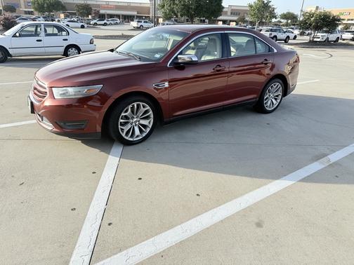 2014 Ford Taurus Limited