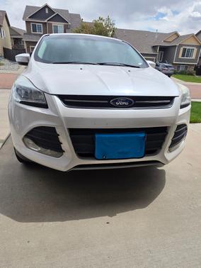 White 2014 Ford Escape SE