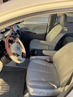 2012 Toyota Sienna Limited