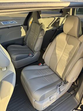 2012 Toyota Sienna Limited