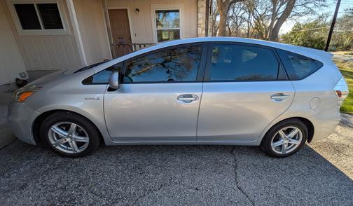2014 Toyota Prius v Three