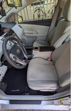 2014 Toyota Prius v Three