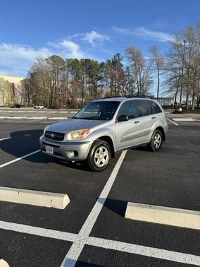 2004 Toyota RAV4 Base