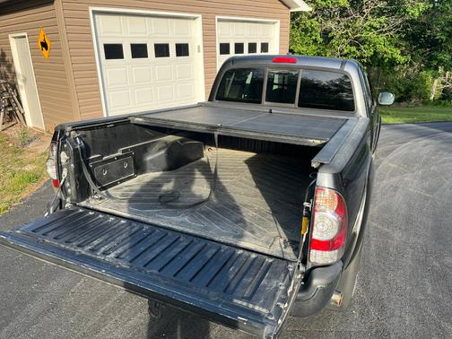 Gray 2009 Toyota Tacoma Access Cab