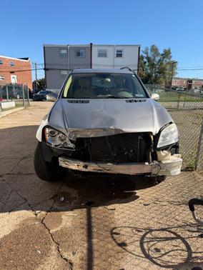 Gray 2006 Mercedes-Benz M-Class ML 350 4MATIC