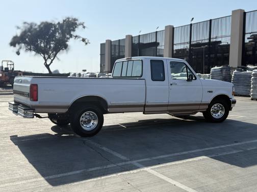 1995 Ford F-150 XL SuperCab