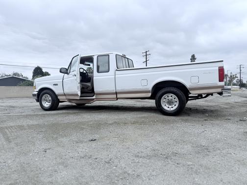 1995 Ford F-150 XL SuperCab