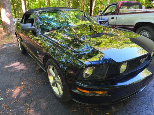 Black 2008 Ford Mustang GT