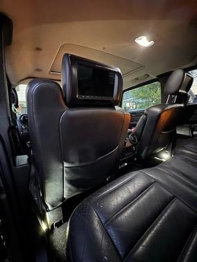 Green 2006 Hummer H2 Base