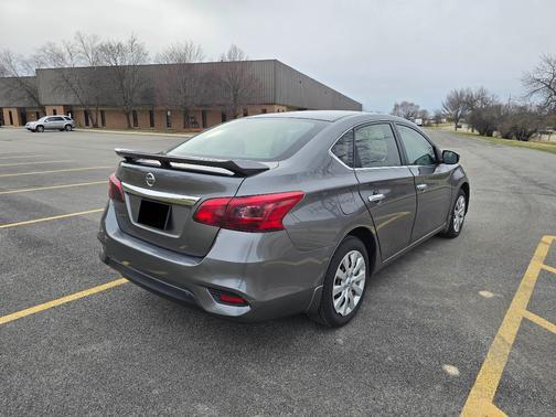 Gray 2016 Nissan Sentra S