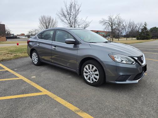 Gray 2016 Nissan Sentra S