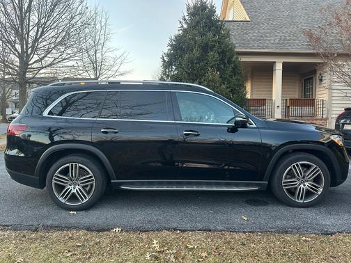 2025 Mercedes-Benz GLS 450 4MATIC