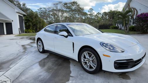 2021 Porsche Panamera Panamera 4