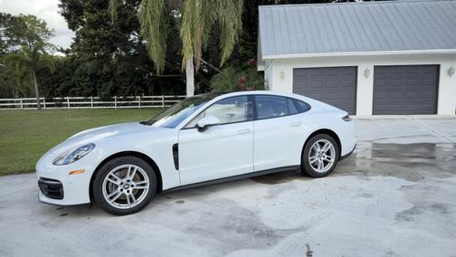 2021 Porsche Panamera Panamera 4