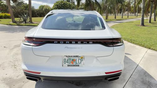 2021 Porsche Panamera Panamera 4