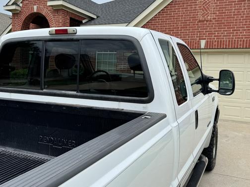 White 2001 Ford F-250 XLT SuperCab Super Duty