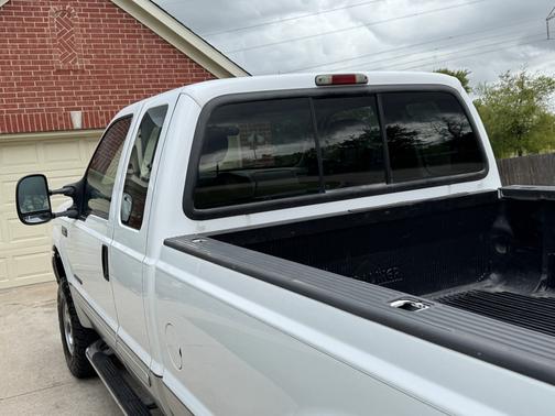 White 2001 Ford F-250 XLT SuperCab Super Duty