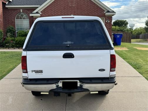 White 2001 Ford F-250 XLT SuperCab Super Duty