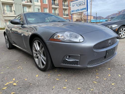 2008 Jaguar XKR Base