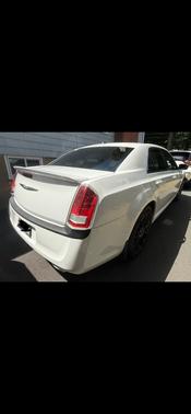 White 2014 Chrysler 300 Base