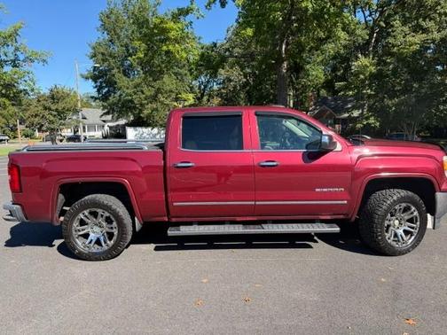 Red 2014 GMC Sierra 1500 SLT