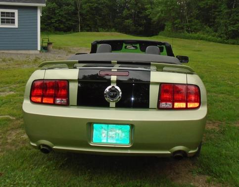 Green 2006 Ford Mustang GT