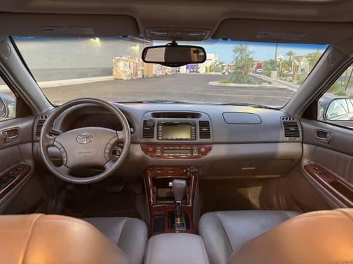 2005 Toyota Camry XLE V6