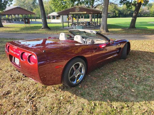 2003 Chevrolet Corvette Base