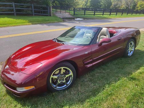 2003 Chevrolet Corvette Base