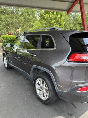 Gray 2016 Jeep Cherokee Latitude