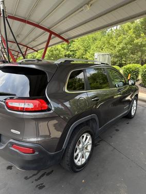 Gray 2016 Jeep Cherokee Latitude