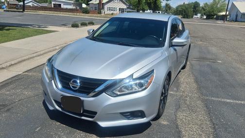 Silver 2018 Nissan Altima 2.5 SL