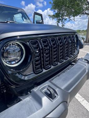 Silver 2024 Jeep Wrangler Willys