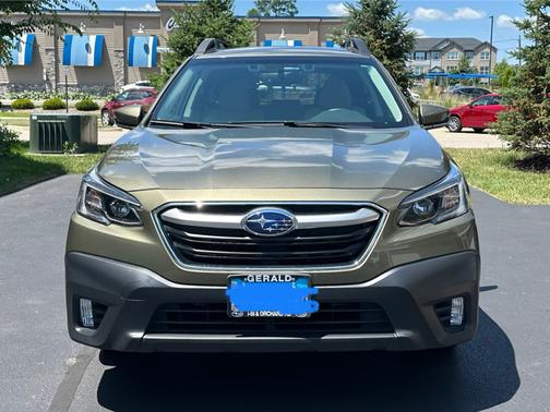 2022 Subaru Outback Premium