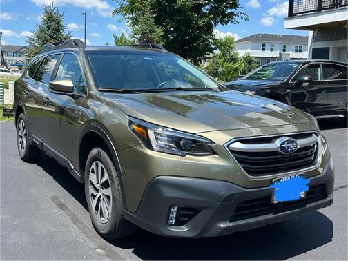 2022 Subaru Outback Premium