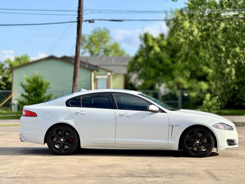 2015 Jaguar XF 5.0 Supercharged