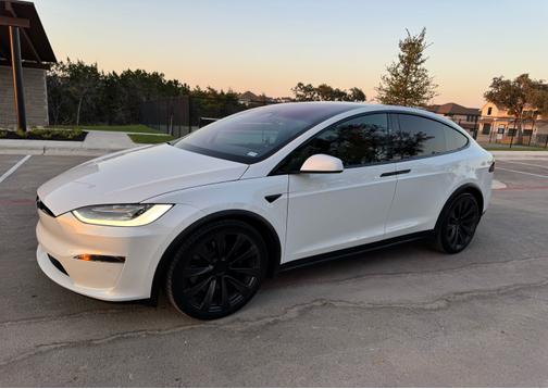 2022 Tesla Model X Plaid