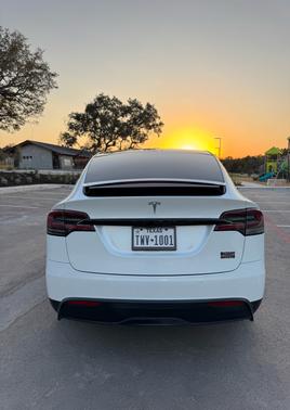 2022 Tesla Model X Plaid