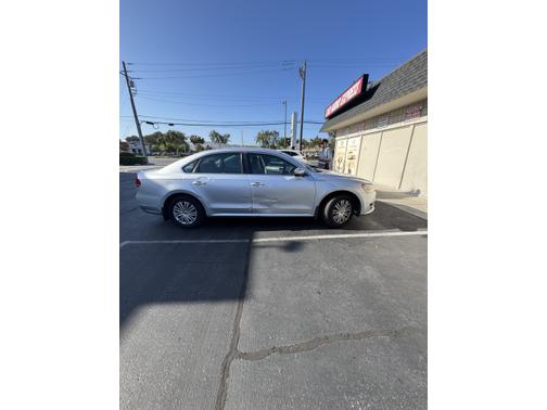 2014 Volkswagen Passat 1.8T S