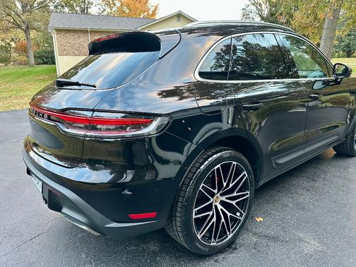2023 Porsche Macan Macan