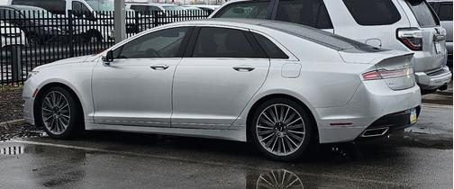 2016 Lincoln MKZ Base