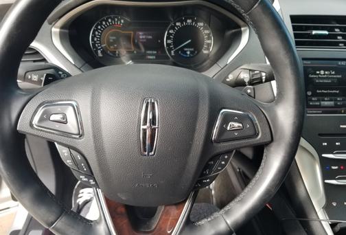 2016 Lincoln MKZ Base