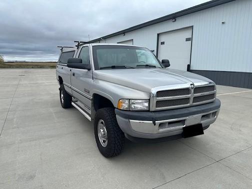 Silver 1994 Dodge Ram 2500 LT