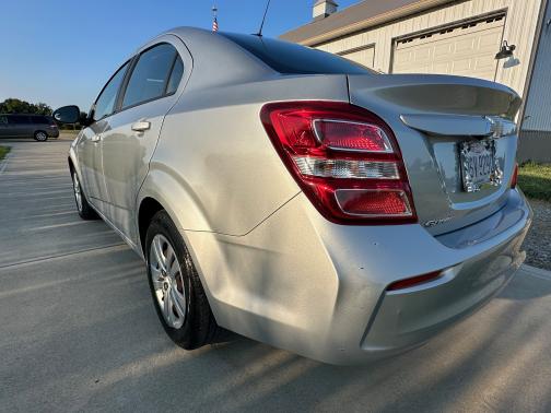 2017 Chevrolet Sonic LS
