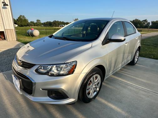 2017 Chevrolet Sonic LS