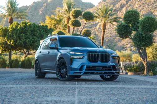 2024 BMW ALPINA XB7 Base