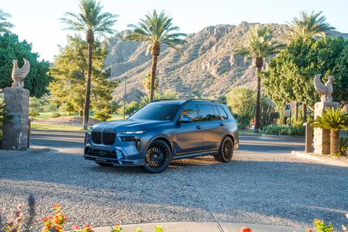 2024 BMW ALPINA XB7 Base