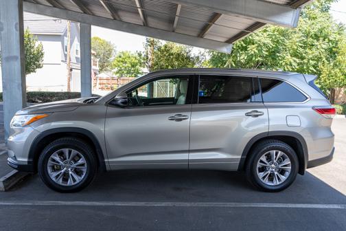 2014 Toyota Highlander XLE